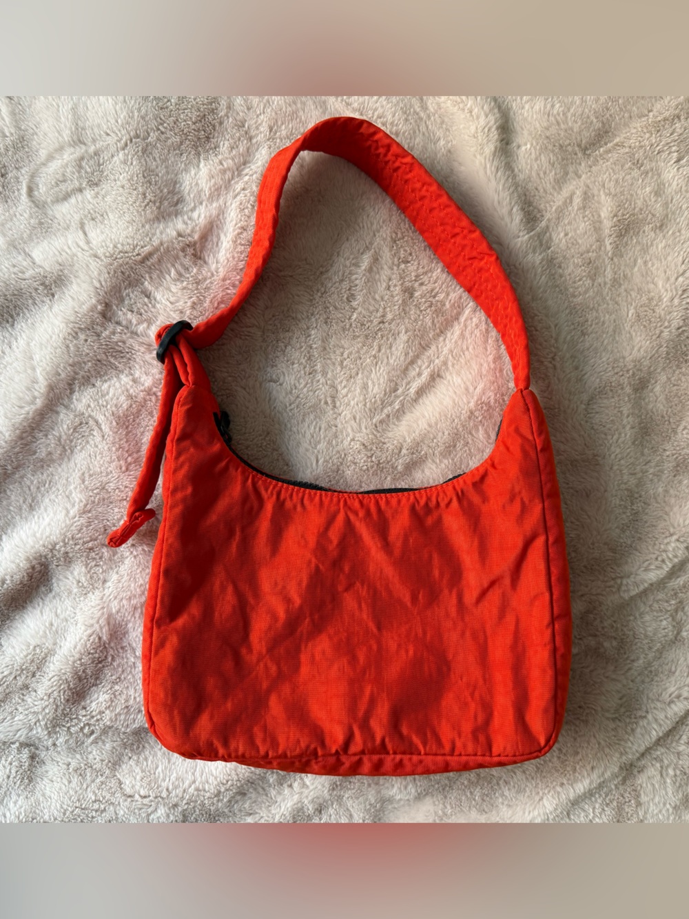 BAGGU Mini Nylon Shoulder Bag Tomato - Picture 9 of 16